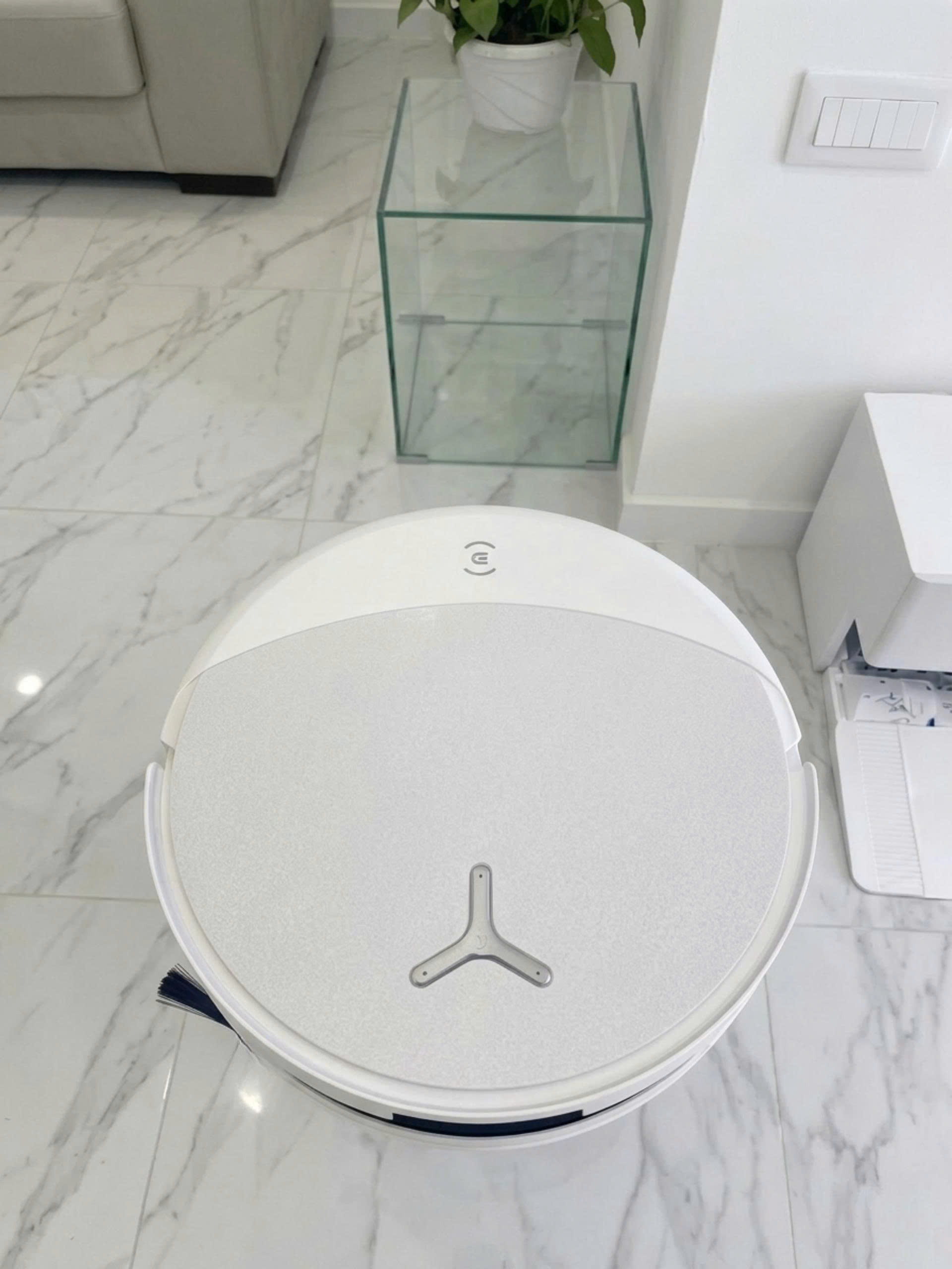 Con lăn OZMO Roller 3.0 của Ecovacs T90 Pro Omni