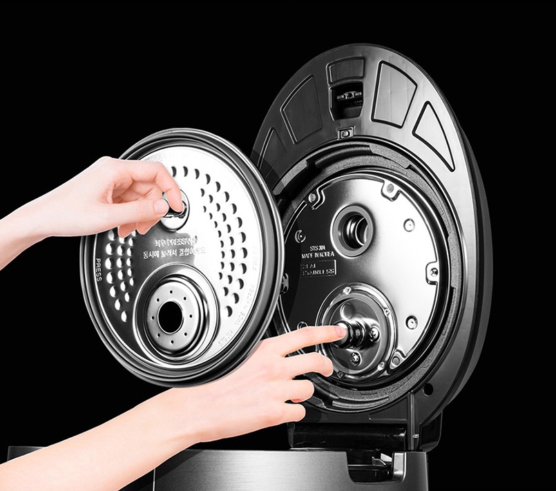 Nắp tháo rời 1 chạm của nồi Cuckoo CRP-JHR0660FD