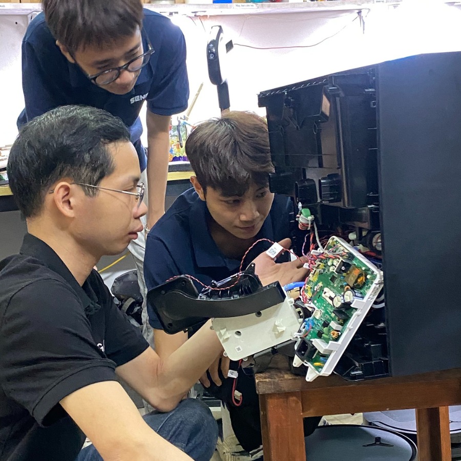 Sửa Robot Hút Bụi Ecovacs Hà Nội — Ủy Quyền Chính Hãng